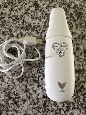 White Sonic Facial Pore Cleaner & Blackhead Remover